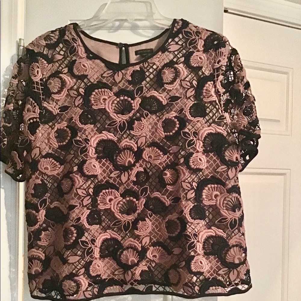 Short Sleeve Pink Lace Top